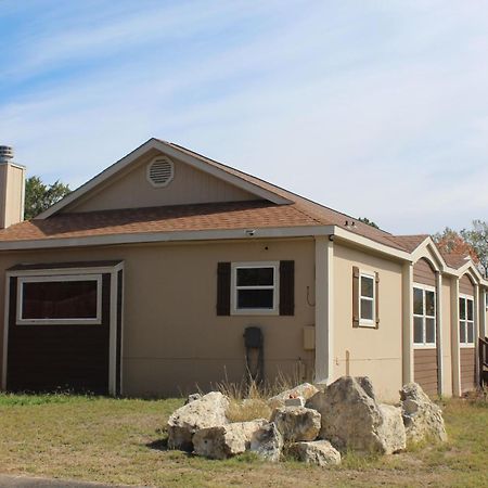 The Rustic Inn - Family Friendly, Close To Fiesta Texas, Seaworld, Riverwalk And More Dominion Zewnętrze zdjęcie